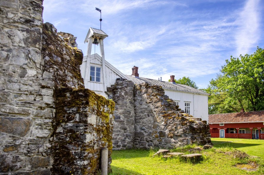 Reins Kloster, Kvithylla, Norway, Norway
